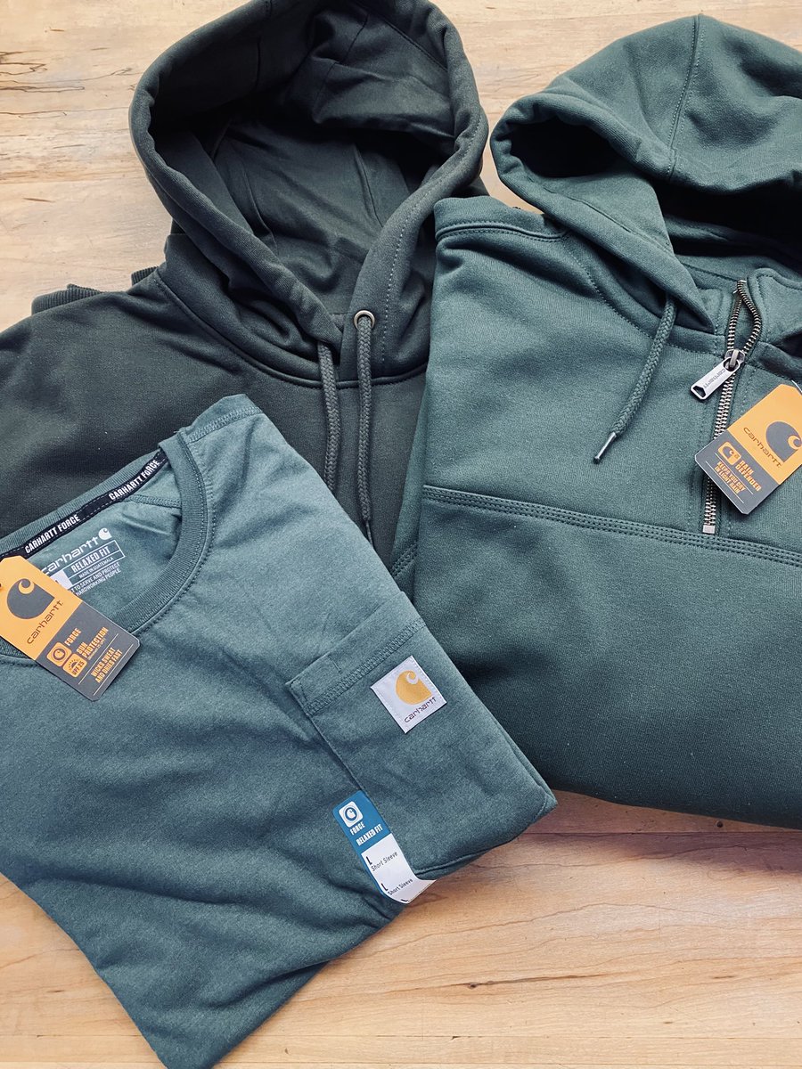 TheWoolenMills's tweet image. OBSESSED right now w @Carhartt seasonal color 𝐅𝐨𝐫𝐞𝐬𝐭𝐫𝐲 𝐆𝐫𝐞𝐞𝐧 🌳 (shown w Peat) for spring in Rain Defender Hoodies & Force T-Shirts. Come & get em while you can -- once the seasonal colors are gone, they're gone! #Carhartt #ReadyForSpring #RainDefender #WestBend