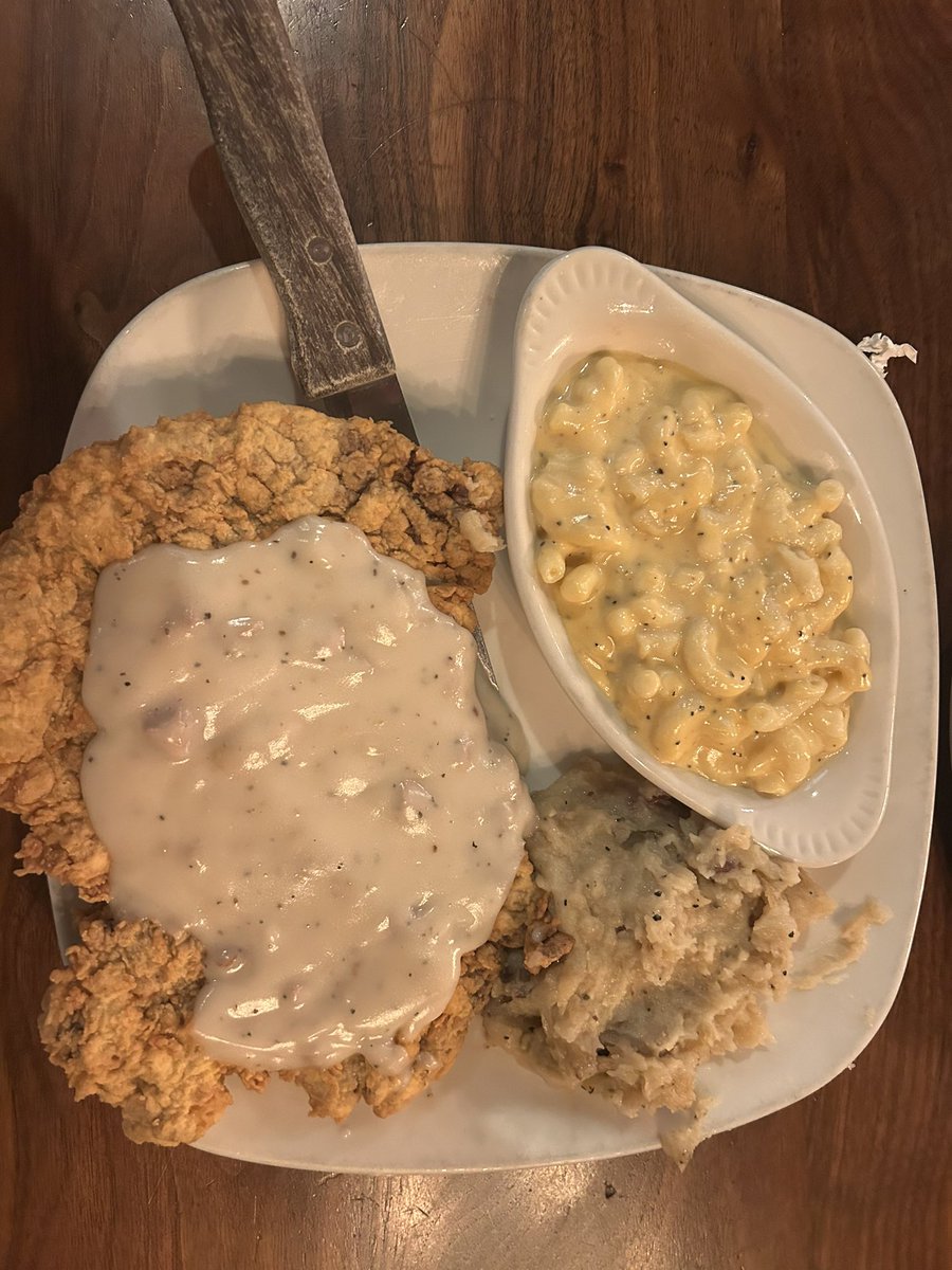 Man, I have a lot of good and great first visits, but <a href="/Horizon76grill/">Horizon76</a> exceeded all expectations and was an ELITE first visit!! A farm to table eat, and oh yeah that’s a filet k side that CFS!! The service was top tier as well! Highly recommend
.
#DiningWithDoug #Foodie