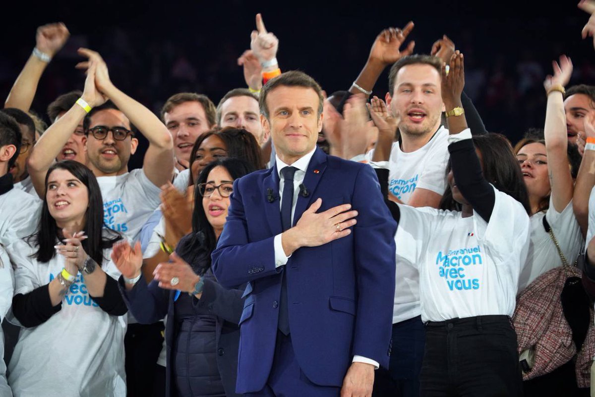 Albane Branlant (@albaneblt) on Twitter photo Le 2 avril 2022, nous étions unis pour le plus grand meeting jamais organisé en France, derrière <a href="/EmmanuelMacron/">Emmanuel Macron</a> 🇫🇷🇪🇺
Nous ne sommes jamais aussi forts que quand nous sommes rassemblés. Hâte de se retrouver avec les <a href="/JeunesMacron/">Les Jeunes avec Macron</a> dimanche pour l’évènement <a href="/Renaissance/">Renaissance</a>. Le 2 avril 2022, nous étions unis pour le plus grand meeting jamais organisé en France, derrière <a href="/EmmanuelMacron/">Emmanuel Macron</a> 🇫🇷🇪🇺
Nous ne sommes jamais aussi forts que quand nous sommes rassemblés. Hâte de se retrouver avec les <a href="/JeunesMacron/">Les Jeunes avec Macron</a> dimanche pour l’évènement <a href="/Renaissance/">Renaissance</a>.