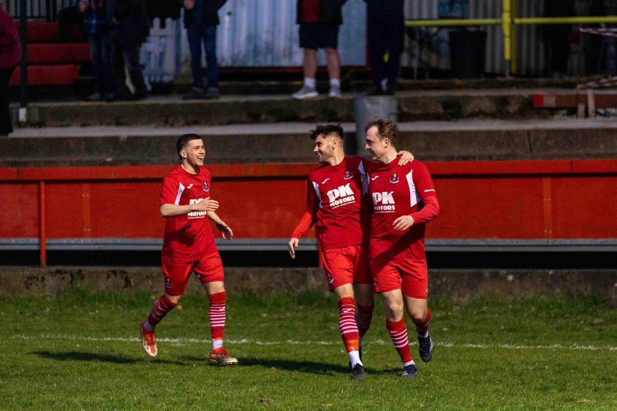 Picture Perfect! 📸

Goalscorers Rhys Bartlett &amp; Regan Corke, celebrate with Man of the Match Tom Jones.❤️🤍💪

Captured by Club photographer Harvey Aspell, during last night's 2-1 home win against Kennington.