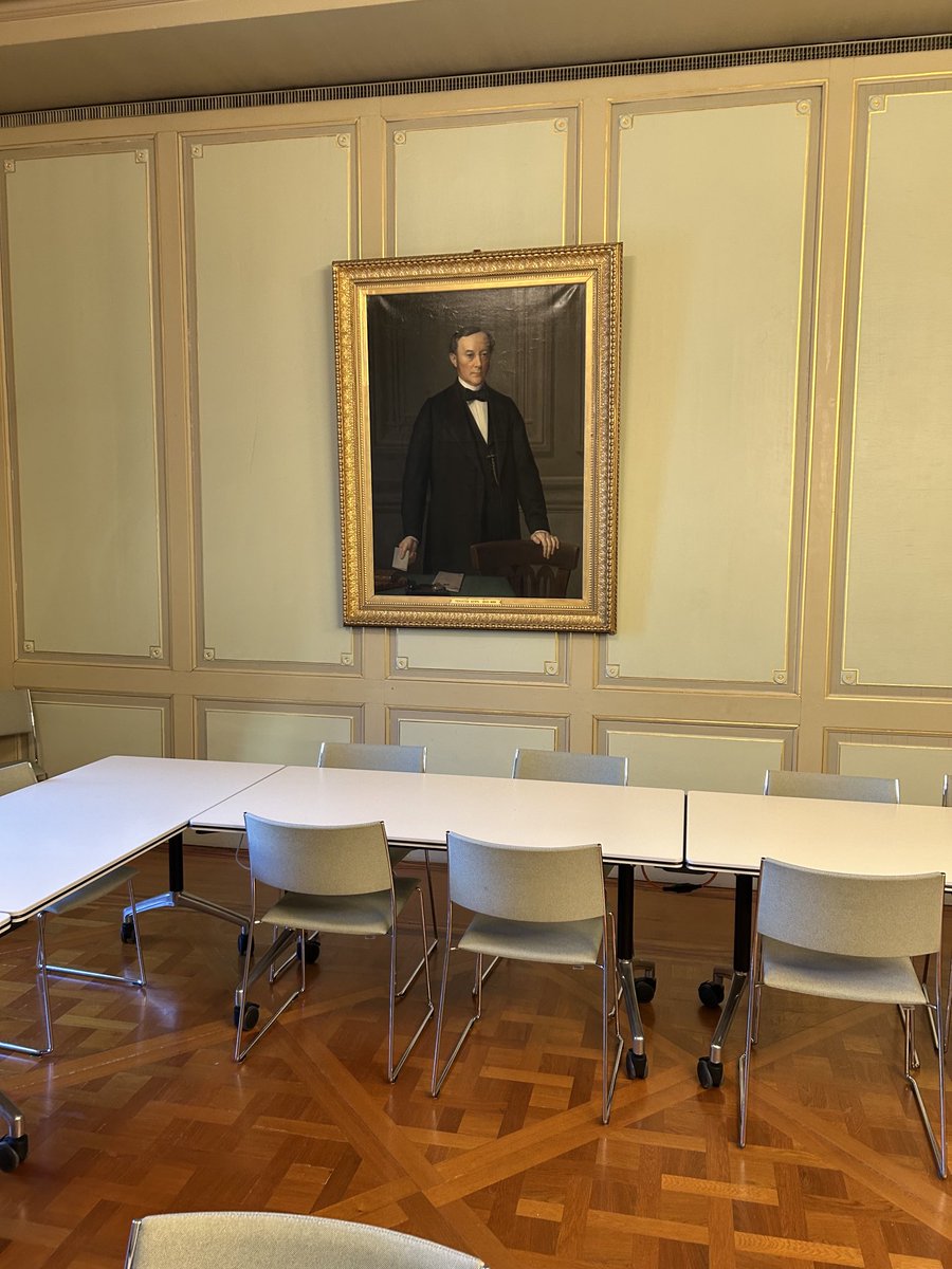 Spannend. Johann konrad Kern war Ständerat, Nationalrat und während 23 Jahren Botschafter am Hof von Kaiser Napoleon III. Spannend 🧐