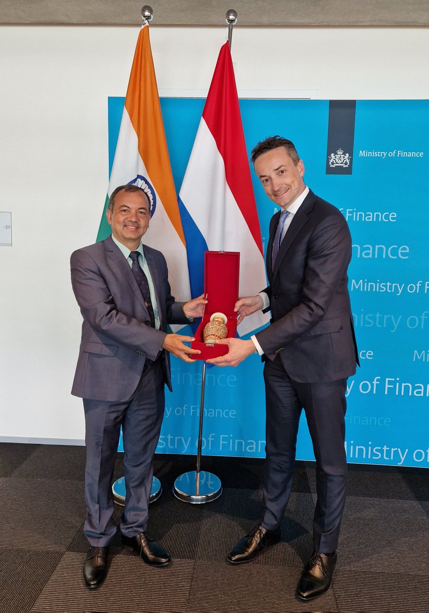Ambassador <a href="/ktuhinv/">Kumar Tuhin</a> met the Dutch State Secretary for Tax Affairs, Tax Administration, and Customs <a href="/TvOostenbruggen/">Tjebbe van Oostenbruggen</a> <a href="/StasFBD/">Staatssecretaris FBD</a> to strengthen 🇮🇳 -🇳🇱 bilateral relations. The discussions focused on advancing trade &amp; investment, enhancing cooperation on tax and customs matters, and