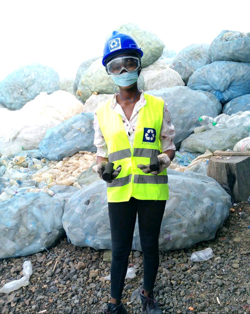 bleaglee's tweet image. Imagine a world where nothing goes to waste. That’s our vision at BleagLee! Whether it’s plastics, organic waste, or biomass, we believe in creating value from everything. Be part of the change! 💚♻️ #InnovateForGood #GreenSolutions