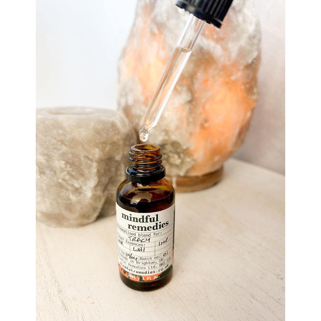 misstracykiss's tweet photo. Natures best kept secret! 🌸✨🌱 💪🏼#mindfulremedies
#bachflower #bachflowers #bachflowerremedy #bachflowersremedies #flowerremedies https://t.co/M7dETYVUBg