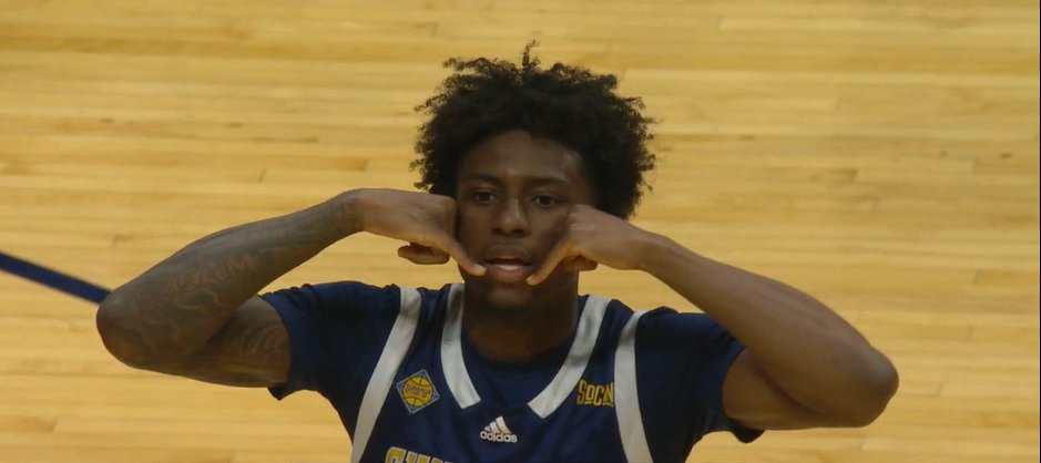 T3Bracketology's tweet photo. Honor Huff, learn the name.

@NITMBB is LIT. @GoMocsMBB with the lead late! https://t.co/93CuRA0BZF