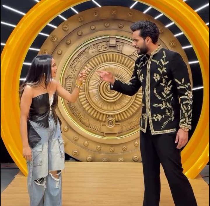 shubhamfan12's tweet photo. Abhishek Malhan X Manisha Rani 💥😍🫣

OTT 2 ka Real Bond  🥹🥰

@AbhishekMalhan4 
 #AbhishekMalhan  #FukraInsaan #ManishaRani https://t.co/izrfDZL4Kh
