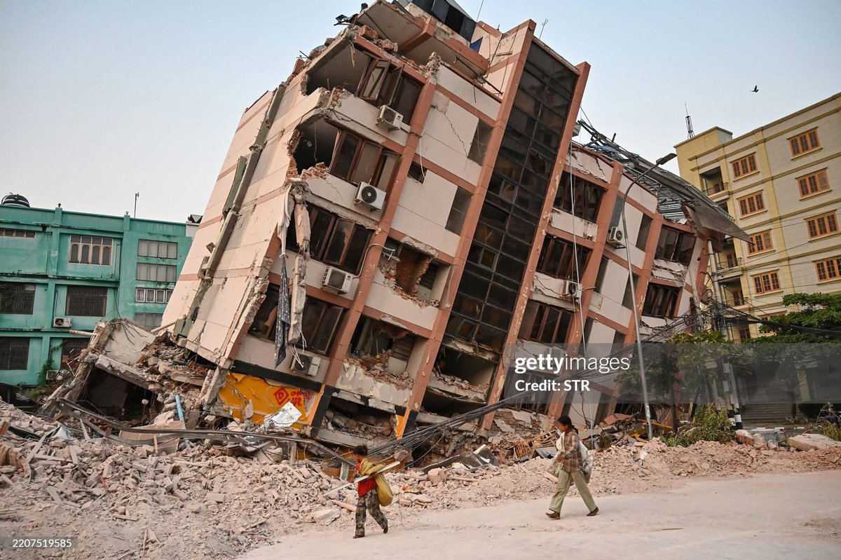 Days after a 7.7-magnitude earthquake that killed over 2,000 people, many residents in Myanmar are still sleeping outdoors due to their destroyed homes or fear of further aftershocks. Photo: STR/AFP 
#whatshappeningnowinmyanmar #earthquake #MyanmarEarthquake2025