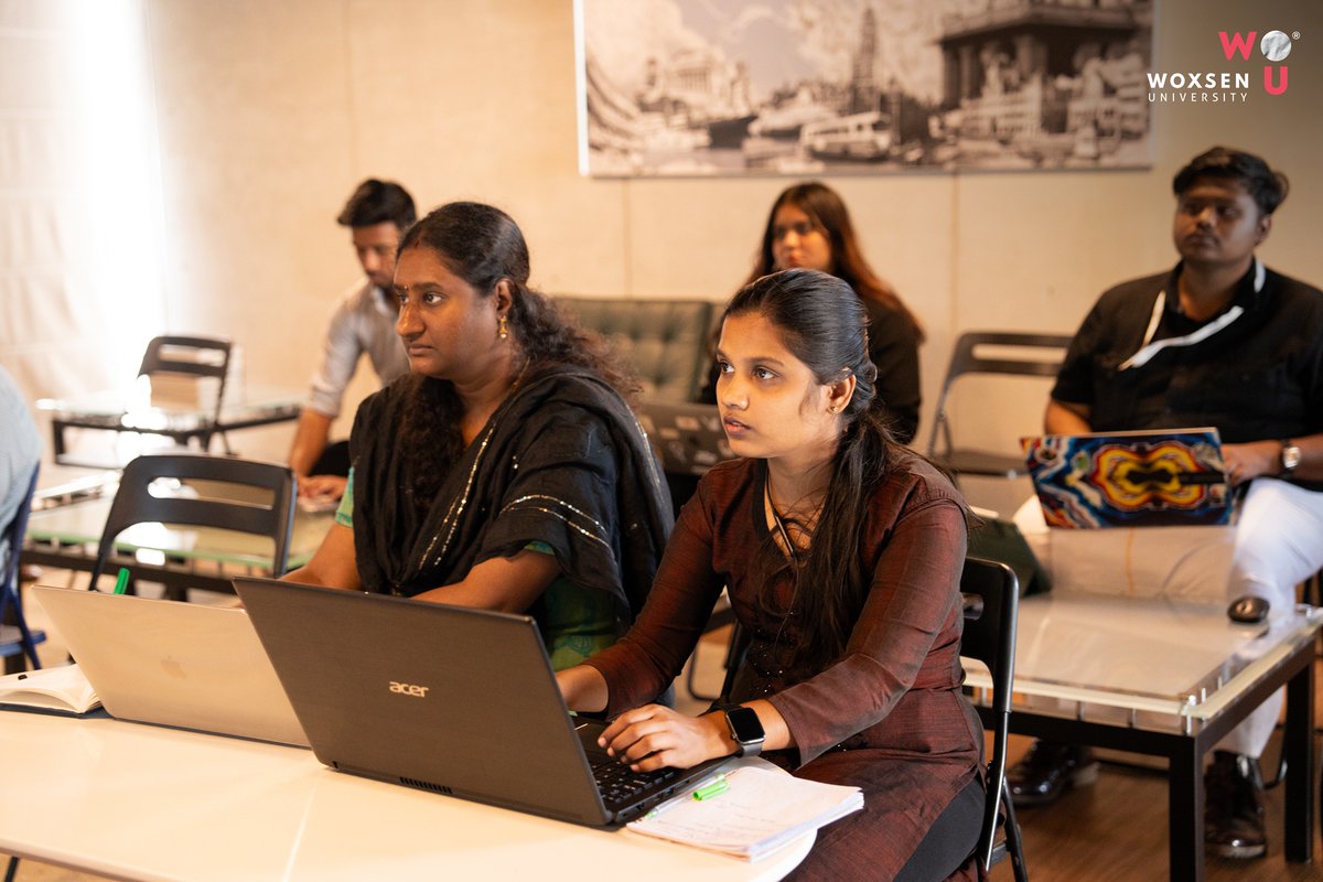 Woxsen's tweet image. Building on the success of our 𝗗𝗮𝘁𝗮 𝗩𝗶𝘀𝘂𝗮𝗹𝗶𝘇𝗮𝘁𝗶𝗼𝗻 𝘂𝘀𝗶𝗻𝗴 𝗥 workshop, we successfully conducted a second session on 'Social Network Analysis using R' for students and Ph.D. scholars.

#WoxsenUniversity #AdvancedLearning #SocialNetworkAnalysis