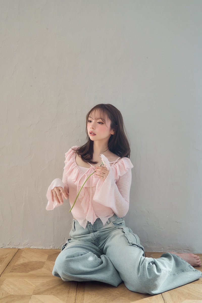 Back ribbon denim cargo pants color blue size xs/s/m ¥14300-tax in