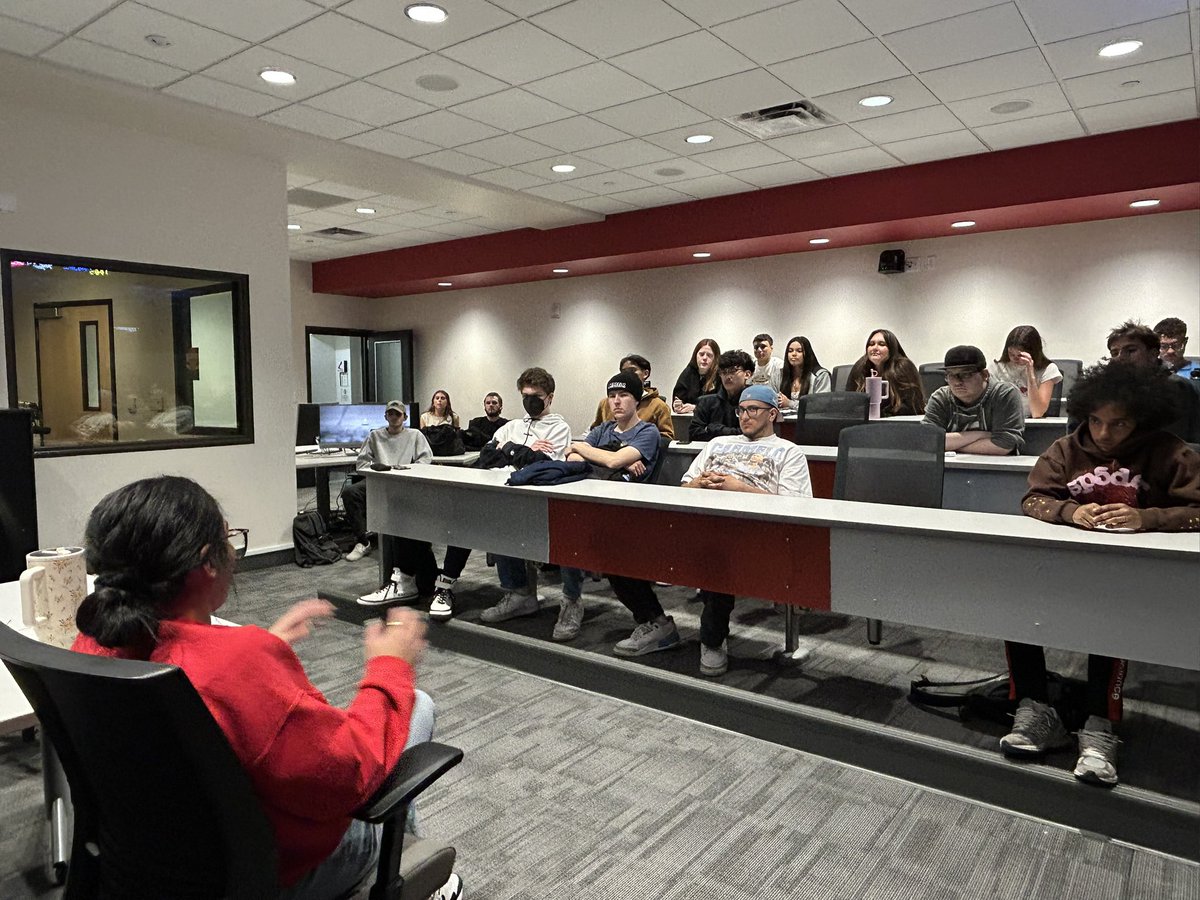 Rebel Report (@rebelreportunlv) on Twitter photo Knowledge was gained today ✔️
S/o to Kaitlyn Amaral (Associate Director of Communications for <a href="/UNLVLadyRebels/">UNLV Lady Rebels</a> and <a href="/UNLVSoftball/">UNLV Softball</a> ) for stopping by class today! Knowledge was gained today ✔️
S/o to Kaitlyn Amaral (Associate Director of Communications for <a href="/UNLVLadyRebels/">UNLV Lady Rebels</a> and <a href="/UNLVSoftball/">UNLV Softball</a> ) for stopping by class today!