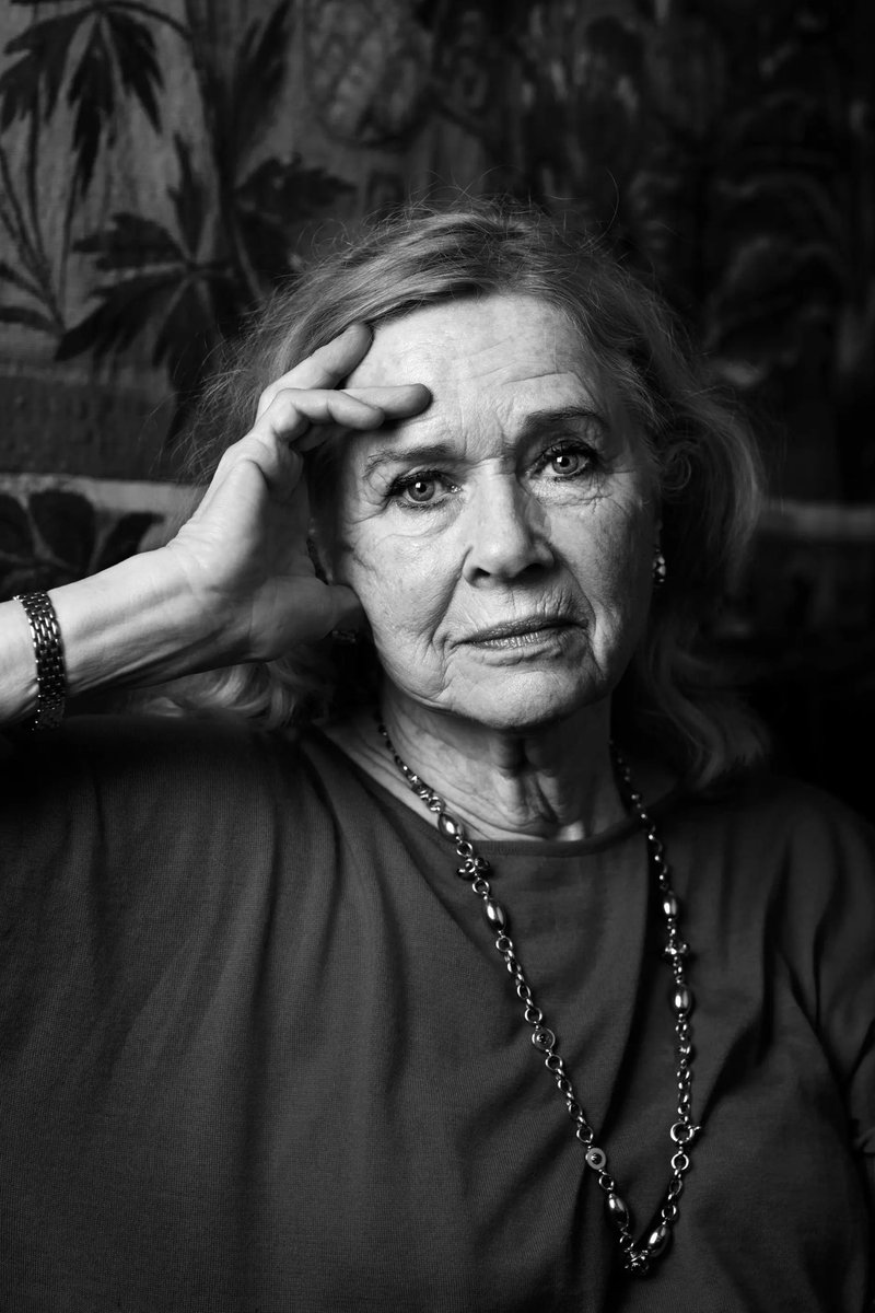 miagothgirl's tweet image. Watch what you post online, Liv Ullmann might see it. 

In an exclusive interview with Vogue Scandinavia, the Norwegian actress reveals that she secretly loves to stalk social media.

“My favorite account is miagothgirl on Twitter. She’s hilarious!”