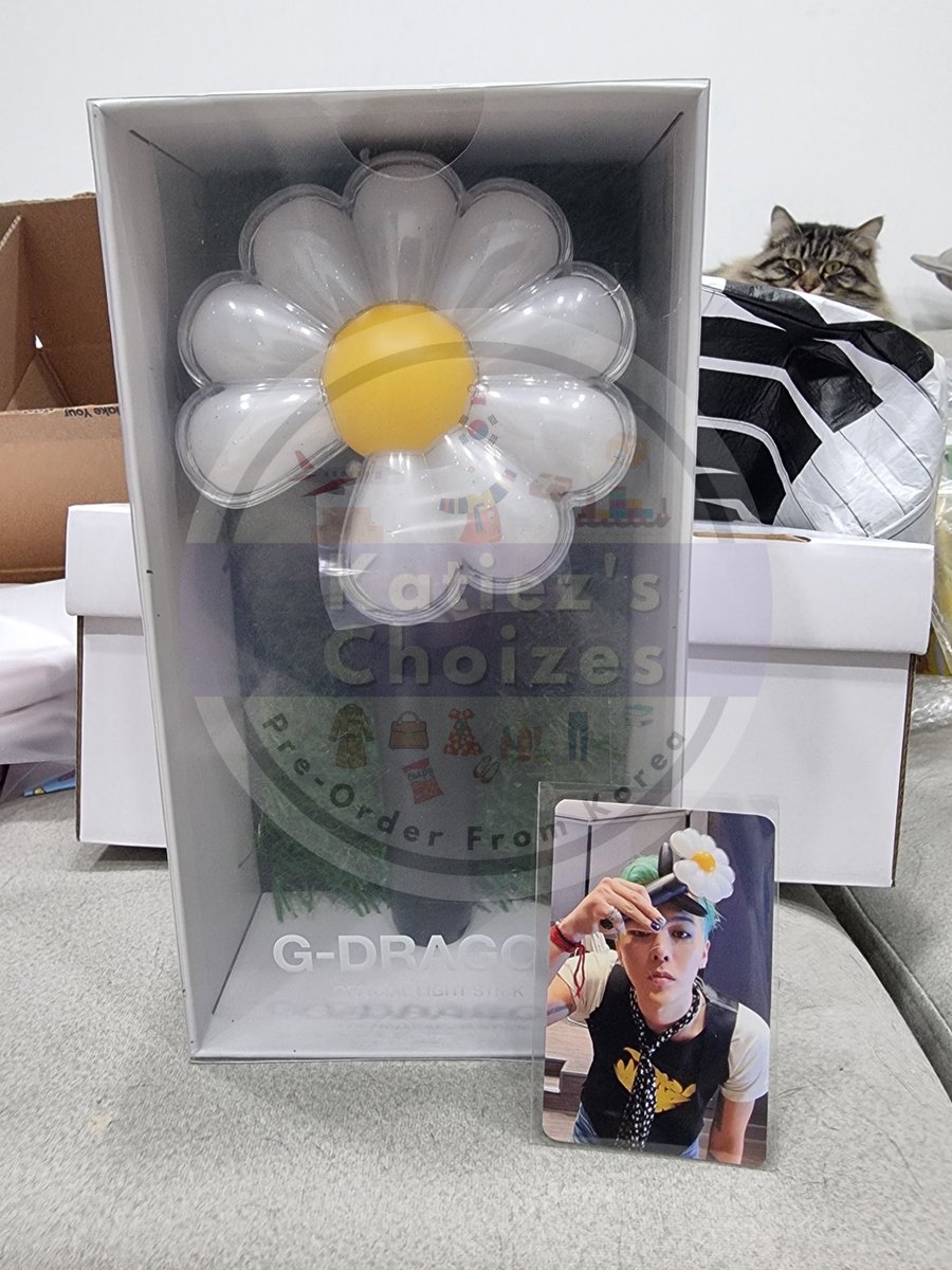 GATE32Kr's tweet photo. พร้อมส่งแท่งไฟ #gd มี 1แท่ง 
GDRAGON OFFICIAL LIGHT STICK 
แท่งไฟ +การ์ด +ถุง 

28000฿ ส่งฟรี ปณ
✈️ส่งกลับทาง Air (ของเข้าไทยวันที่ 4 เมษา)
สนใจทักได้เบย dm/line : @krpreorder 
https://t.co/TWijG8PcIr

#ตลาดนัดbigbang #ตลาดนัดGD #ตลาดนัดGdragon #ตลาดนัดวีไอพี https://t.co/rPhiEaf3LP