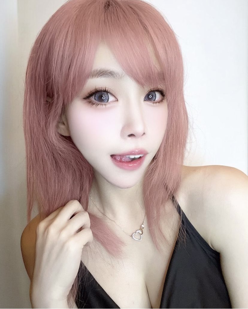 liu810942's tweet photo. 找固定炮友！！ 
有固炮的就不要來了 
不要影響家庭生活和工作  
可以持續保持私密聯絡  
愛愛前戲久一點 會配合  
不在乎外表 但是希望用心和身體陪我🤭  
要有禮貌並且溫柔一點哦  
下面留言520   
#按讚轉推讓我選一下哦 https://t.co/Yrvv1jCW8b