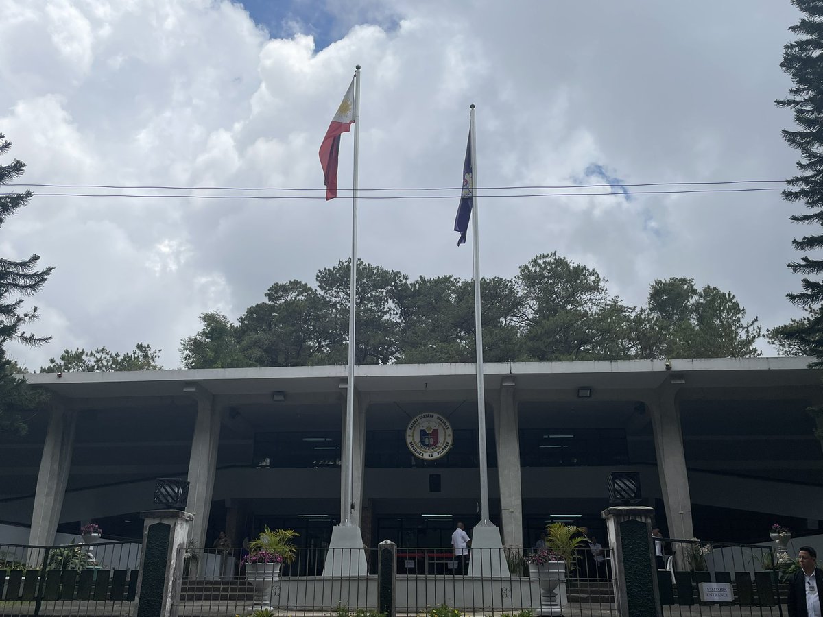 LOOK: Petitioners and respondents now at the Supreme Court in Baguio City for the continuation of the oral arguments on the P89.9 billion transfer of PhilHealth funds to the National Treasury.
