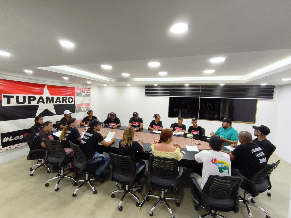 #AlMomento|| Continúa nuestra Comisión Nacional de Propaganda y Comunicación desde La Yaya, con la participación de nuestro camarada <a href="/WBenavides_MRT/">Williams Benavides</a> Secretario General Nacional y <a href="/LanzRaiza/">RaizaLanz</a> Secretaria Nacional de Acta y Correspondencia, discutiendo planteamientos y haciendo