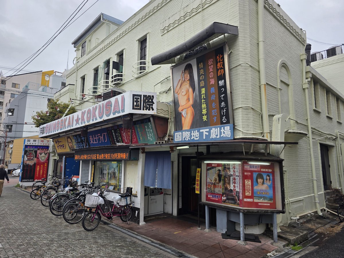 有机会来，但太太怕不敢进。。
@妻味
@淫妻
@人妻