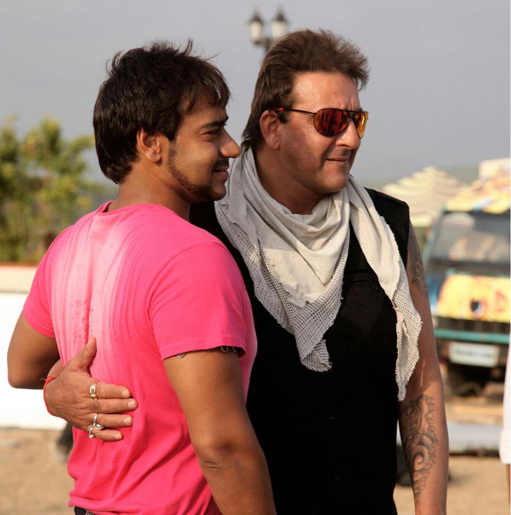 Sanjay Dutt (@duttsanjay) on Twitter photo Happy Birthday Raju, Wishing you another year of success and happiness, keep shining brother 💯
<a href="/ajaydevgn/">Ajay Devgn</a> Happy Birthday Raju, Wishing you another year of success and happiness, keep shining brother 💯
<a href="/ajaydevgn/">Ajay Devgn</a>