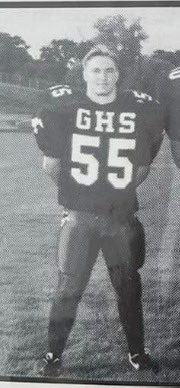 I wanna recognize a special player named John Gowdy he was an OL men who was an absolute dog on the field and still mentions his experience from grapevine football championship to this day from 1993-1997 #stangcomp106 <a href="/GHSMustangsFB/">GHSMustangsFootball</a> <a href="/coachrsmith12/">Coach Ryan Smith</a>
