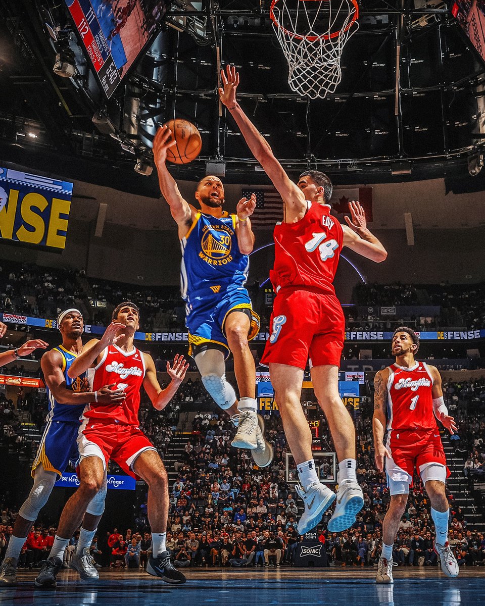 NBA's tweet photo. APRIL 1, 2025: A HISTORIC DATE 

Tonight, Stephen Curry scored 52 PTS and Nikola Jokić scored 61 PTS.

It's the first date in NBA HISTORY where multiple former MVP winners scored 50+ PTS 🤯🤯 https://t.co/2SGCnhtlWr