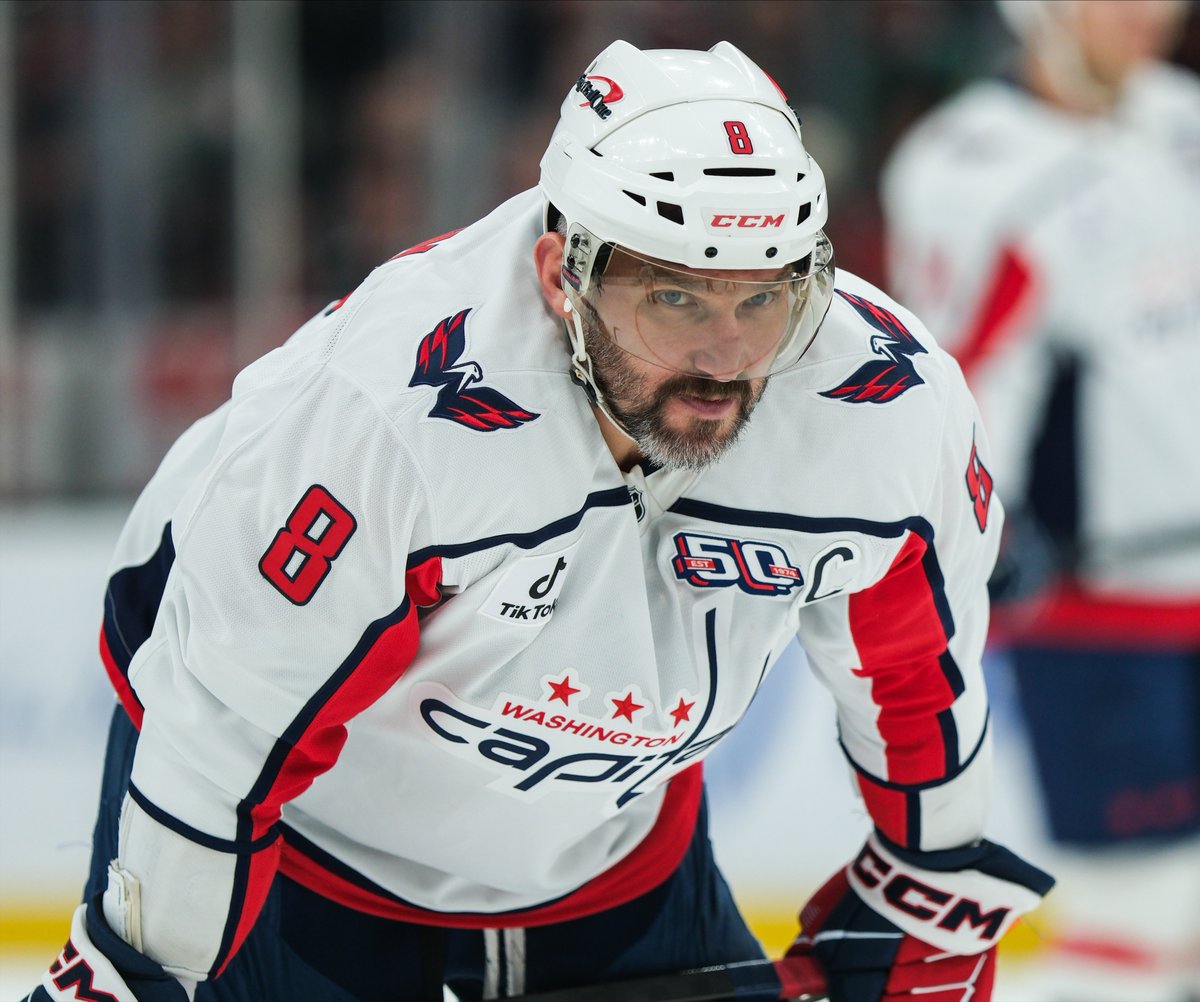 NHL's tweet photo. -38 goals in 58 games
-Tied for fourth in the League in goals
-Second in the League in goals per game (min. 2 GP)
-Now four goals away from the MOST IN THE HISTORY OF THE NHL #Gr8Chase

Friendly reminder that Alex Ovechkin is 39 years old. https://t.co/cH24A0KCIh