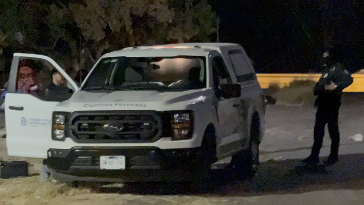 Varias bolsas de plástico fueron localizadas en un predio de la colonia Los Abedules de Tlajomulco de Zúñiga, autoridades confirmaron contenían restos humanos. No se ha podido determinar si los restos corresponden a una o varias víctimas.