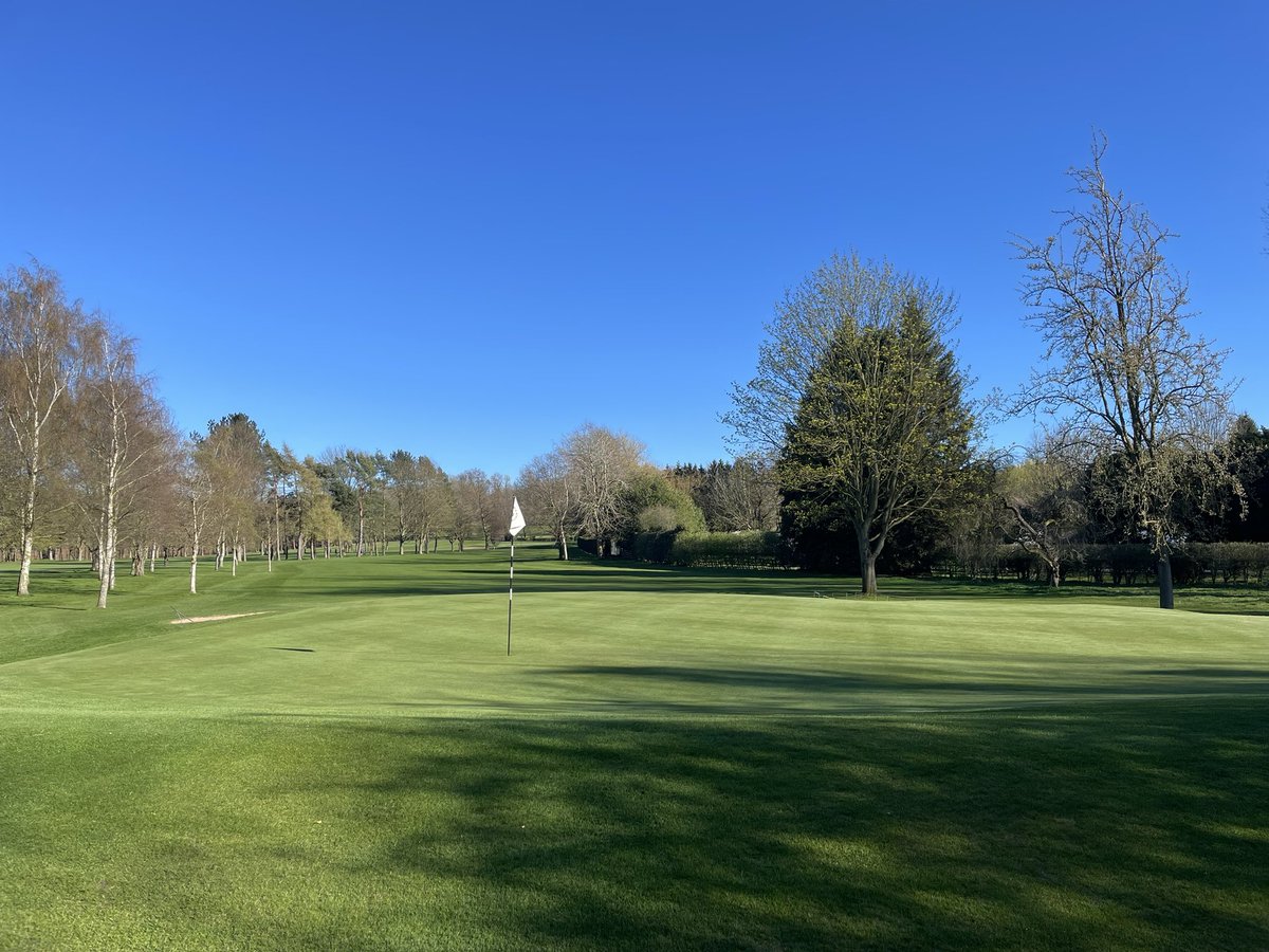 Course is looking great with the better weather here. Forecast is good for next few days #getgolfing #playgolf

maltonandnortongolfclub.co.uk/tee-times/tee-…
