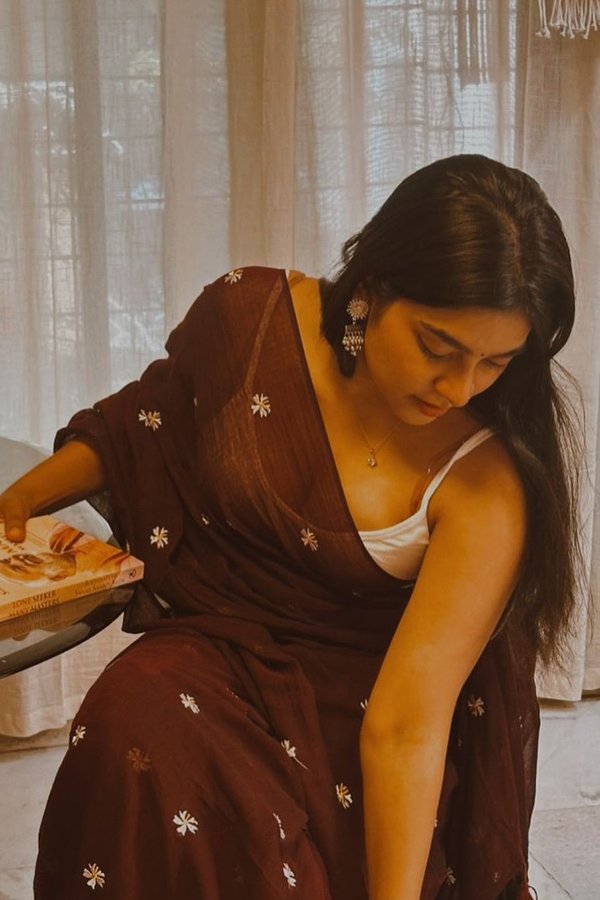 GngnIbOXkAA45T9?format=jpg&name=900x900