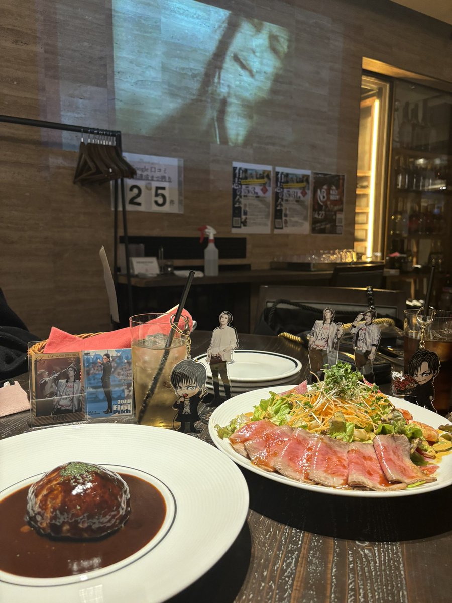 mi33onekissjj's tweet image. 昨夜食べた美味しいものたちと、お店の方が流しててくれてGACKT祭りだったお写真達ヾ(*´∀︎`*)ﾉﾞｷｬｯｷｬｯ💗
#GACKT #オリックス劇場 #1DAYS