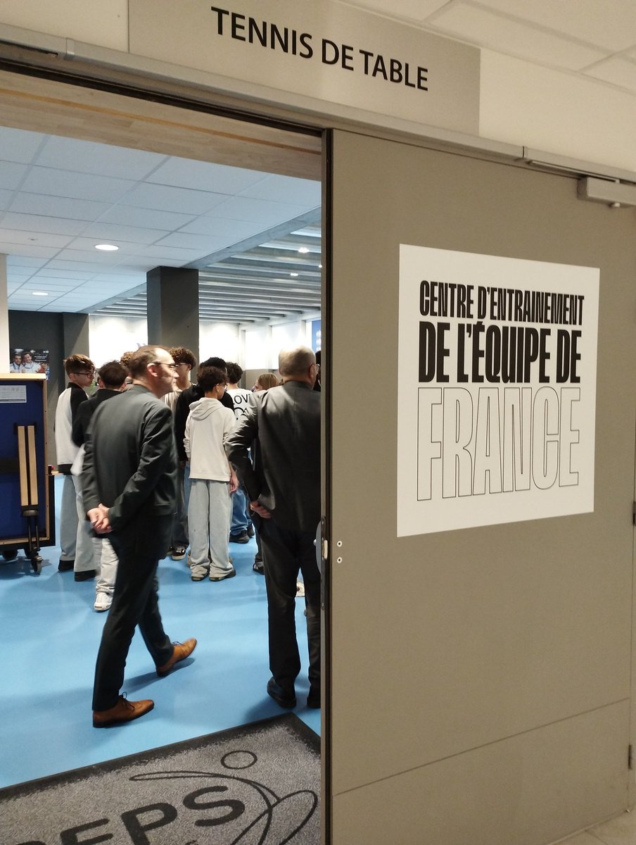 DSDEN44's tweet image. Pour la Semaine olympique et paralympique, le @CREPSPDL ouvre ses portes aux collégien(ne)s
🏉Rencontres avec des sportifs, ici le para rugbyman Jordan Ducret
🏹🏓🏀Visite avec le dasen des équipements pour les sportifs de haut niveau
🎯 Permettre la réussite scolaire et sportive
