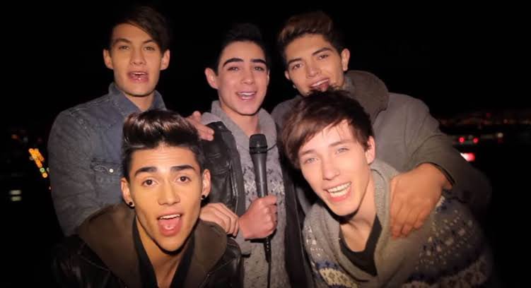 one day.               or           day one 

😭😭💗

#12AñosDeCD9