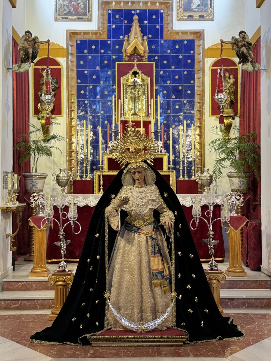 Ntra. Sra. del Reposo.
Solemne besamanos.
Parroquia de Ntra. Sra. del Reposo.
Semana Santa de Sevilla.
Abril 2025