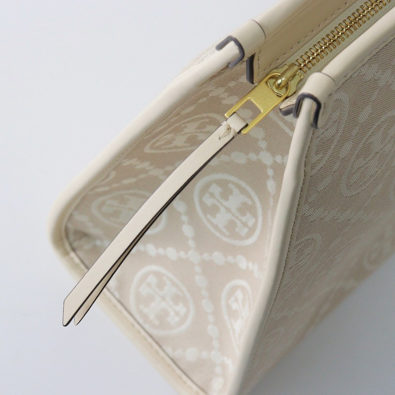TRESOR_KAITORI's tweet photo. #トリーバーチ #ToryBurch 
Tモノグラム ジャガード トートバッグ
本日出品させていただきます。

#トレゾア #TRESOR #宅配買取専門店 #ブランド買取専門店 #ブランド買取 #ヤフオク #ブランドバッグ買取 https://t.co/3SZBzFEY0c