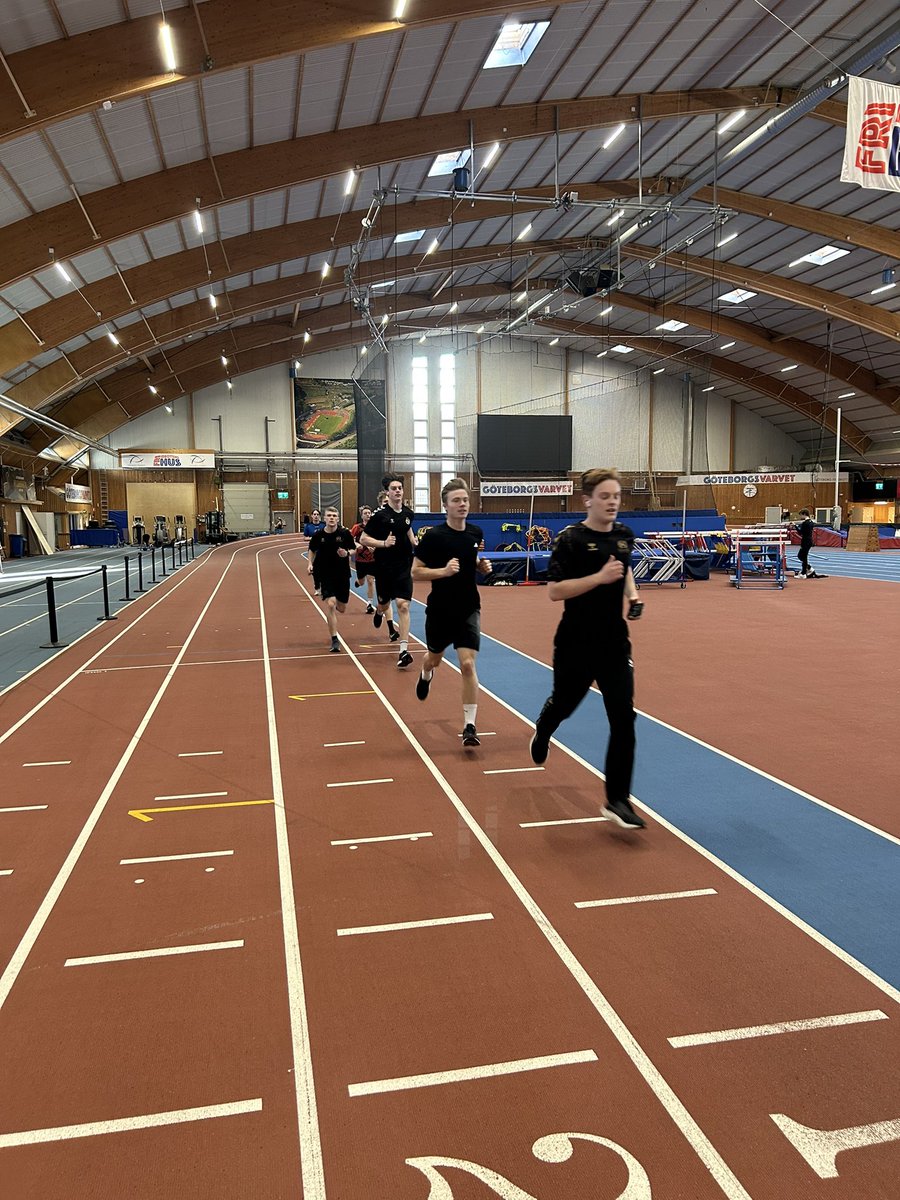 Jerry Hallbäck tweet media