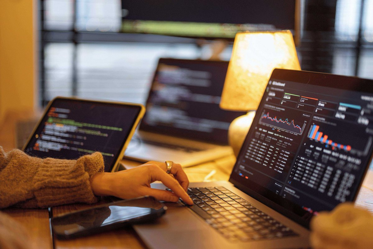 dca_cat's tweet photo. 💻Webinar: Ciberseguretat en la Intel·ligència Artificial

🔒 @ciberseguracat i la #DCACiber impulsem un webinar sobre la ciberseguretat en el sector de la intel·ligència artificial.

🔗Inscripció: https://t.co/IkJPc1se5R https://t.co/EvQYyAnbaE
