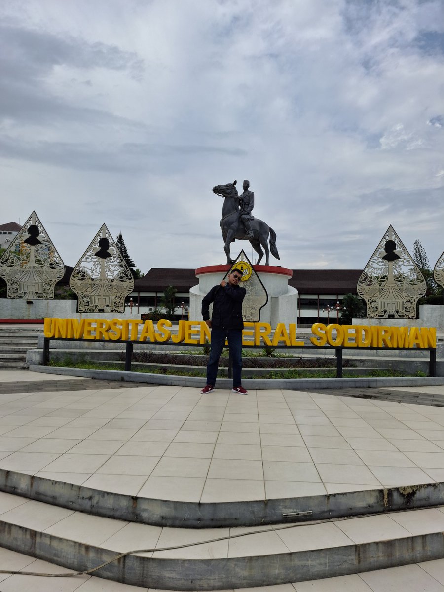 vandy_46's tweet image. Tilik kampuse Mbah Dirman sit, mumpung lagi balik kampung. Nostalgia jaman kuliah. #unsoed