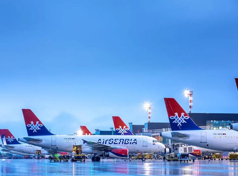 ✈️🇷🇸 Air Serbia is expanding its fleet
Air Serbia has welcomed its new Embraer E-195 aircraft at Nikola Tesla airport. Since the beginning of 2022 up to today, @airserbia fleet has been strengthened with 18 new aircrafts.
The Air Serbia fleet consists of a total of 29…