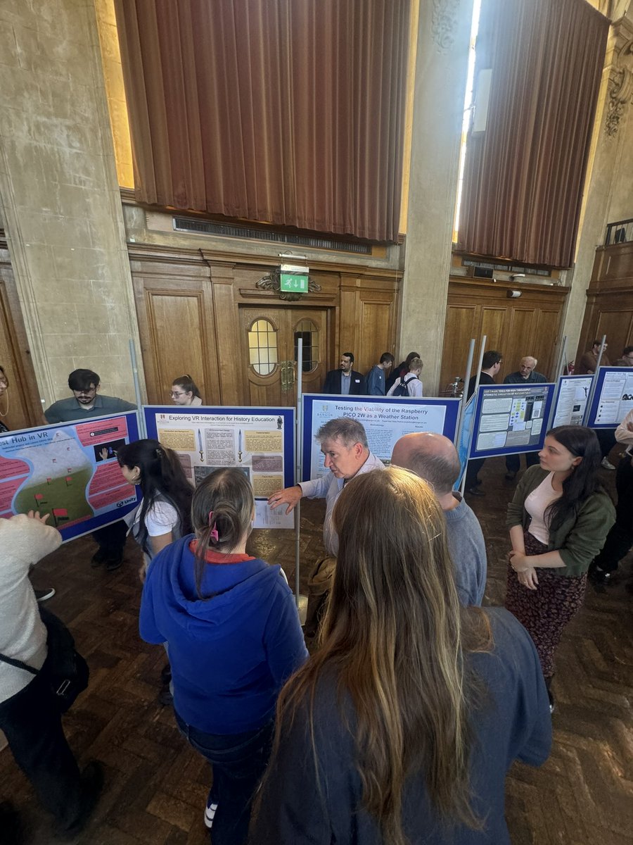 BangorCSEE's tweet image. Final year poster presentations 🎉 

All your hard work has paid off 😍

#posterpresentations #bangoruni #finalyearstudent #alumni
