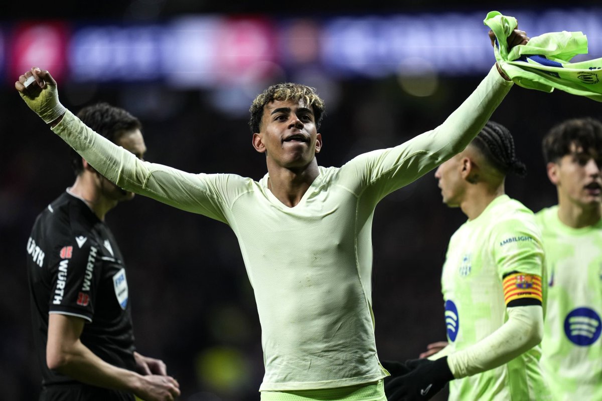 برشلونة سيلعب ضد أتليتكو مدريد بـالقميص الأخضر 💚