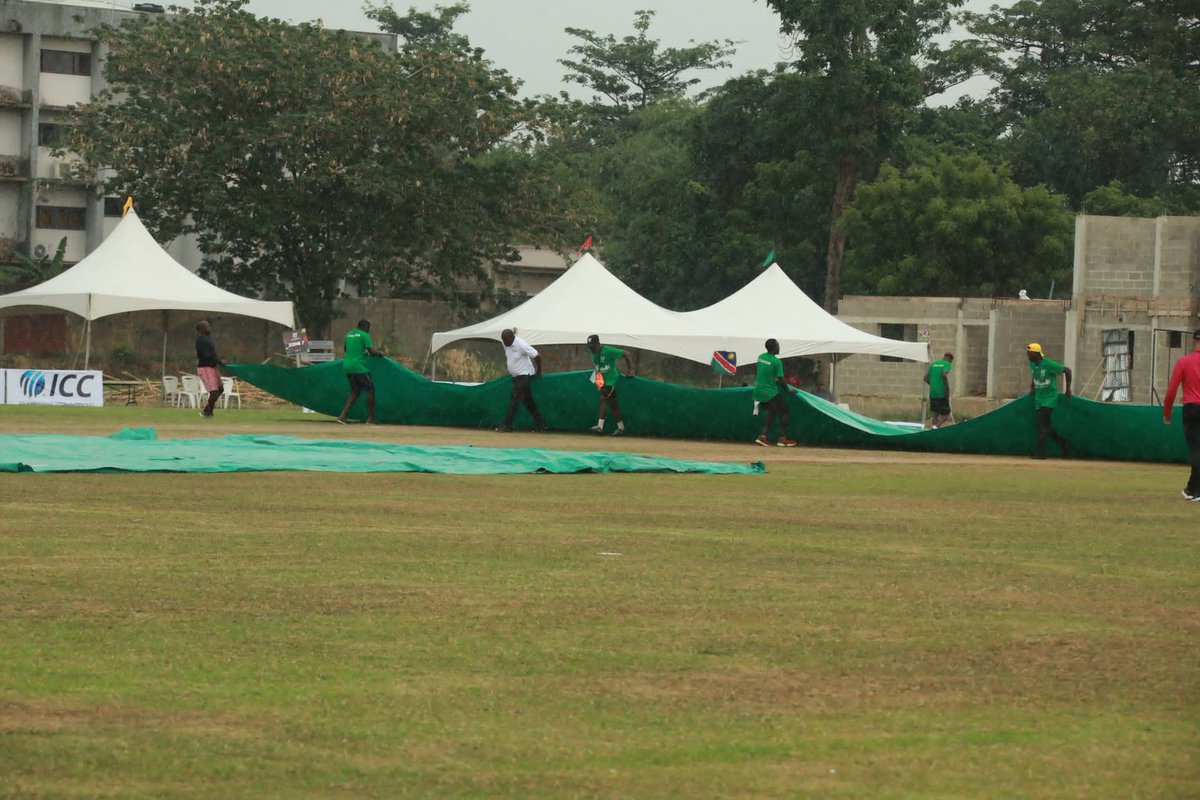 Rain halts play at both venues 
Nigeria vs Kenya 
Kenya 85/5 29.1 Ov

Uganda vs Namibia 
Namibia 117/2 34.4 Ov 

#Themiddlestump 
#nigeriacricketfederation 
#u19africawcqualifiers 
#U19CWCQualifier 
#u19africawcqualifier
