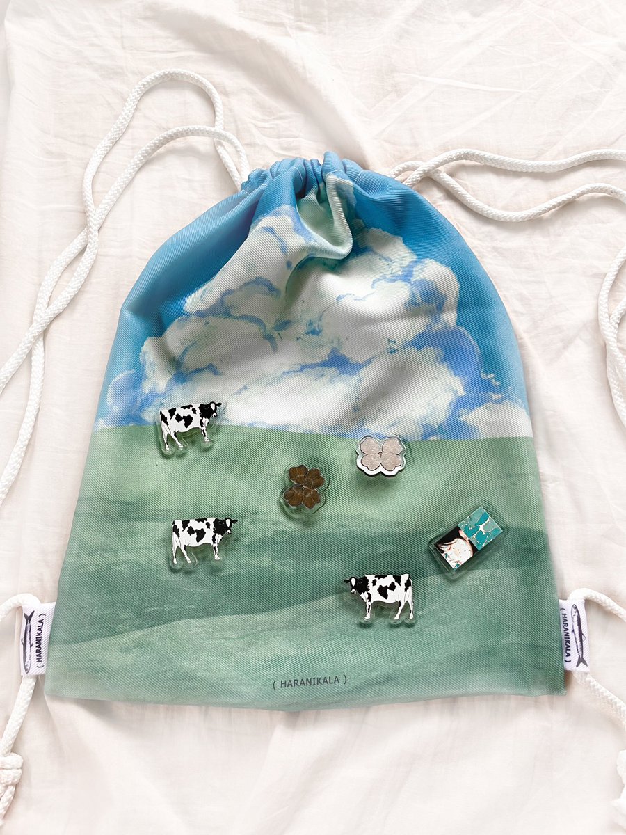 The Field drawstring bag 🐄