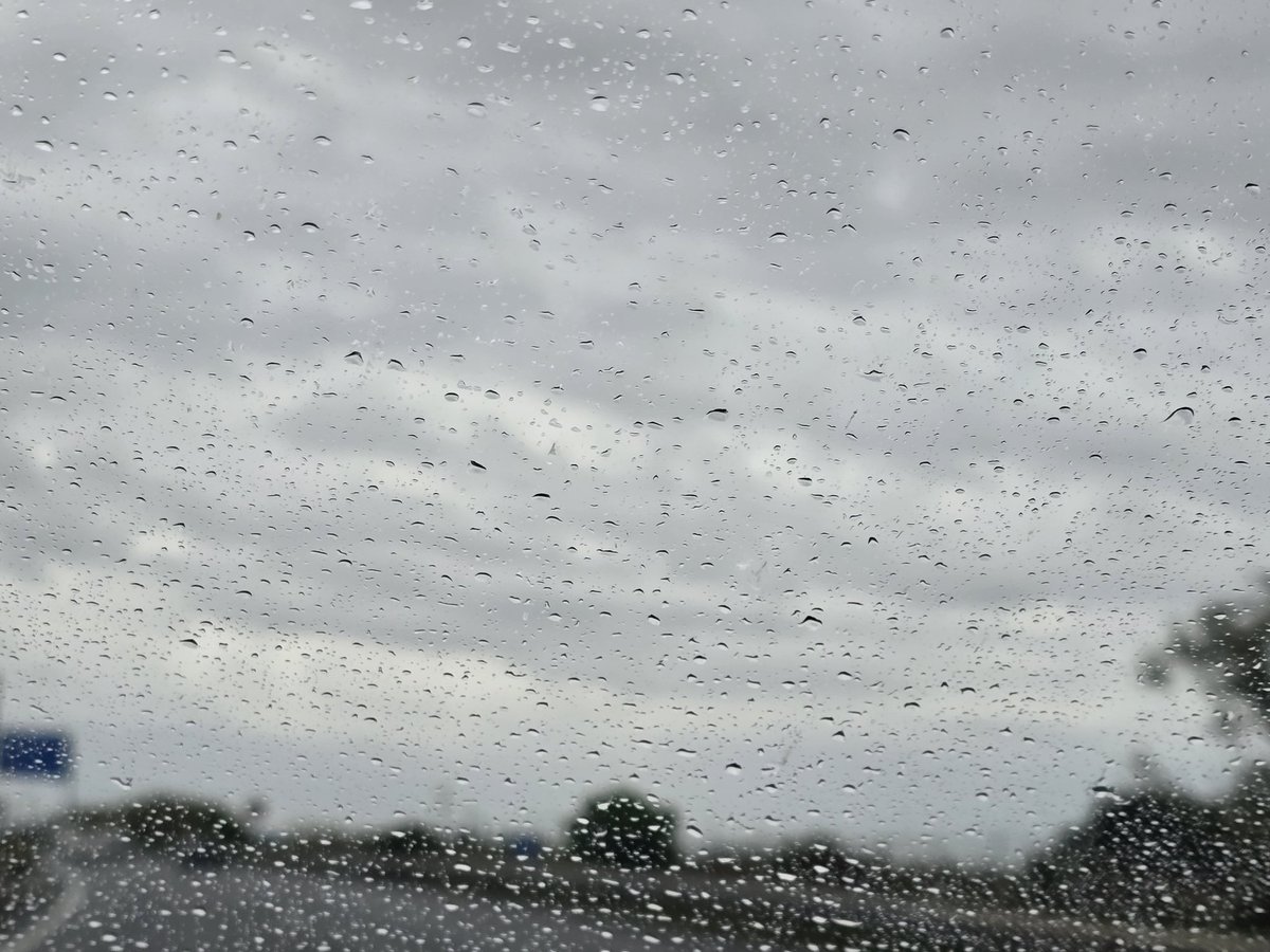 Plou de camí a Barcelona!!
#AP7 #rain #plou #diagris 
<a href="/1967fct/">EL CLIMA EN TIEMPO REAL</a> <a href="/StormHour/">#StormHour</a> <a href="/ecazatormentas/">Cazatormentas</a> <a href="/javioru/">Javi Martinez</a> <a href="/SeguimlaMeteo/">Seguim la Méteo</a> <a href="/SoniaPapell/">Sònia Papell</a> <a href="/Alex_MeteoM/">AlexMeteoM</a>