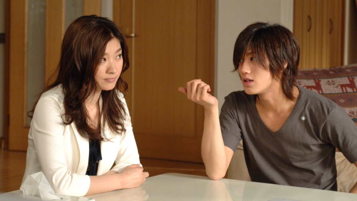 _lune_et_ciel_'s tweet image. #anego 完走
会社での女性の立場や結婚を急かされる当時の状況が吐き気がするほど丁寧に描かれていた。しかもそれを“ジョーク”ではなく、多くの女性が直面する問題として描写していて脚本家が女性なのも納得。後輩女子達のために不平等な男社会で戦う先輩 篠原涼子さんが輝いてた✨あんぱんも楽しみ！