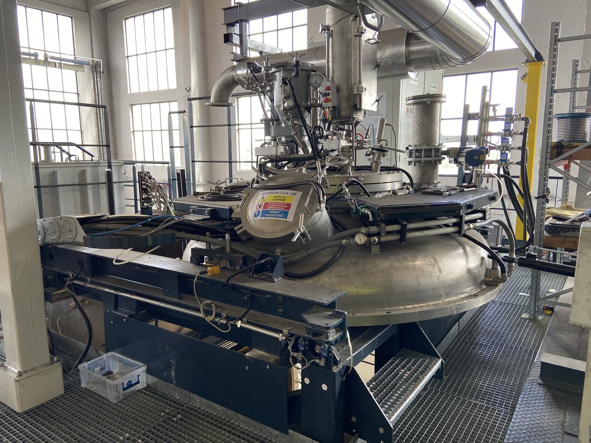 Jacques Maddaluno (@jmaddalu) on Twitter photo Visite hier de <a href="/CNRSchimie/">CNRS Chimie</a> à l’institut de recherche technologique <a href="/IRT_M2P/">IRT M2P</a> à Uckange et à Metz. Des plateformes performantes pour porter des projets en matériaux au niveau industriel. Merci à Stéphane Poinsot et Pascal Lamesle pour leur accueil. <a href="/CNRS_Centre_Est/">CNRS Centre-Est</a> <a href="/Univ_Lorraine/">Lorraine</a> Visite hier de <a href="/CNRSchimie/">CNRS Chimie</a> à l’institut de recherche technologique <a href="/IRT_M2P/">IRT M2P</a> à Uckange et à Metz. Des plateformes performantes pour porter des projets en matériaux au niveau industriel. Merci à Stéphane Poinsot et Pascal Lamesle pour leur accueil. <a href="/CNRS_Centre_Est/">CNRS Centre-Est</a> <a href="/Univ_Lorraine/">Lorraine</a>