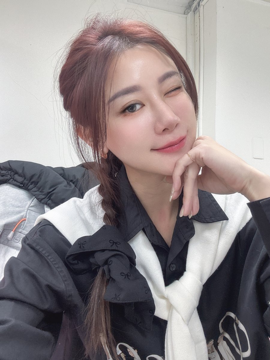 最近的狀態 就讓照片替我說
容光煥發的me✨💖

𝕁𝕍𝕀𝔻 🔍 𝕗𝕒𝕟𝕝𝕒𝕣𝕒𝟙𝟚𝟚𝟛  
👇👇官方line在這👇👇
https://t.co/JHpyc26FOu
要有禮貌跟我互動喔😊 https://t.co/29BPeDmhwZ