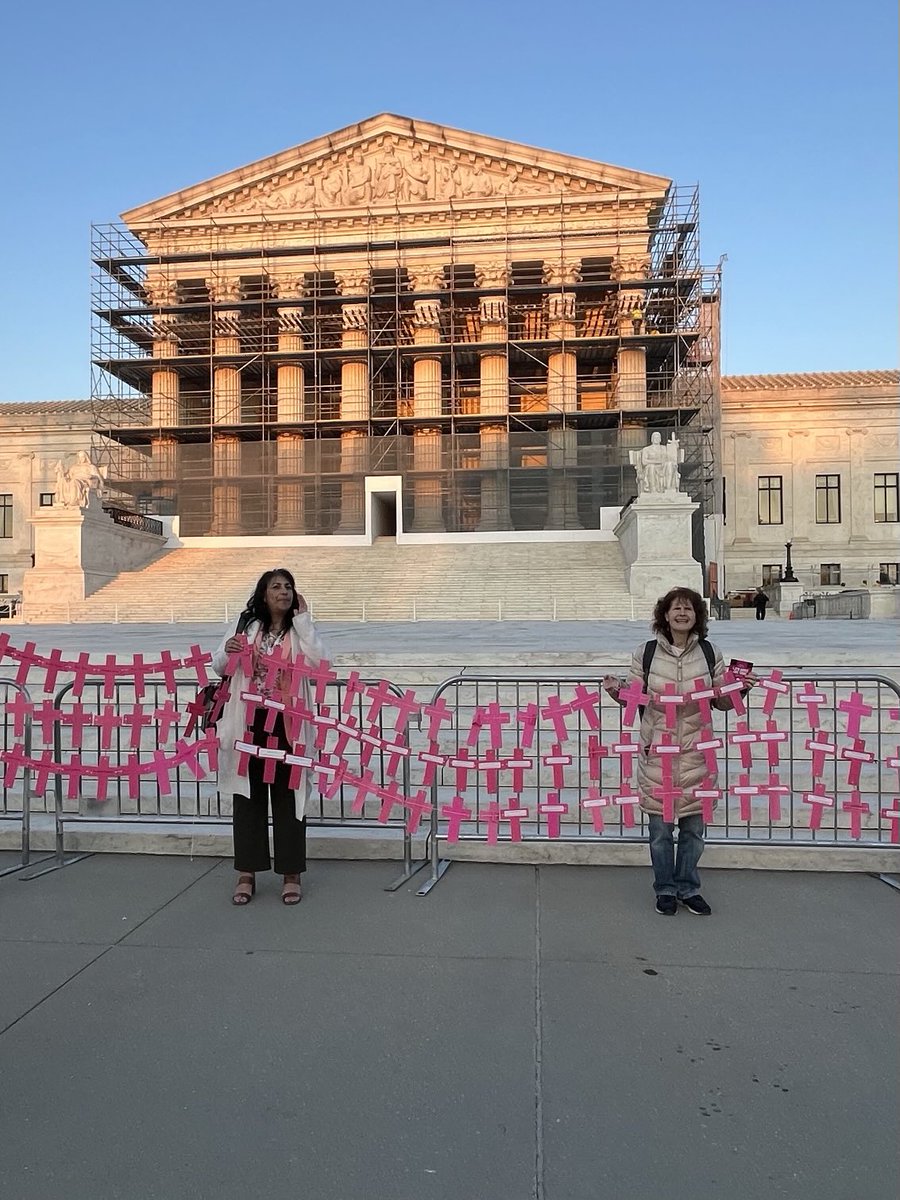 revmahoney's tweet image. One of the most powerful images from Stanton Public Policy Center’s candlelight prayer vigil at the Supreme Court last night, was displaying 1,046 crosses.

They represent the number of children who are killed every day at Planned Parenthood through abortion violence. #DefundPP