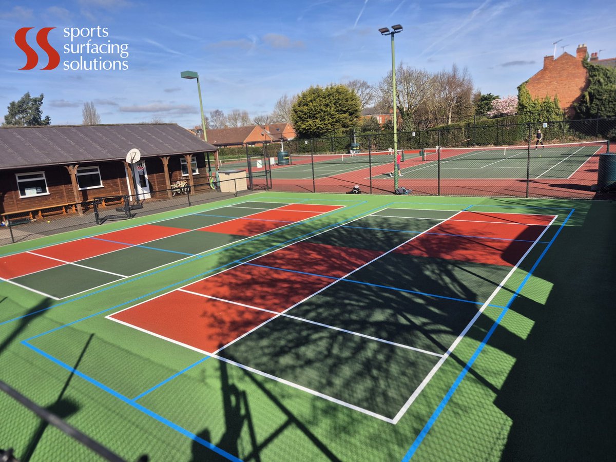 Sportssurfacing's tweet image. We had the pleasure last week in returning to one of our long standing client's at Lady Bay Tennis Club to apply the final acrylic colour coat to their block of 2 mini  tennis courts. They also opted for 2 sets of pickleball lines to expand their offering to the club members.