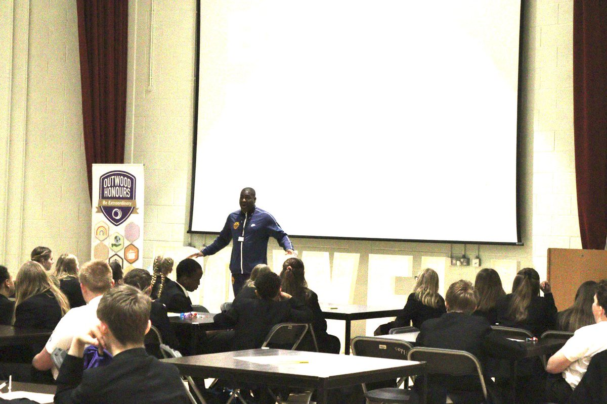 Back to doing what I love: speaking and striving to encourage a younger generation. I had a great time speaking to a group of secondary school students aged 12 to 16 today. Are you looking for something inspirational and encouraging for the pupils at your school? DM me