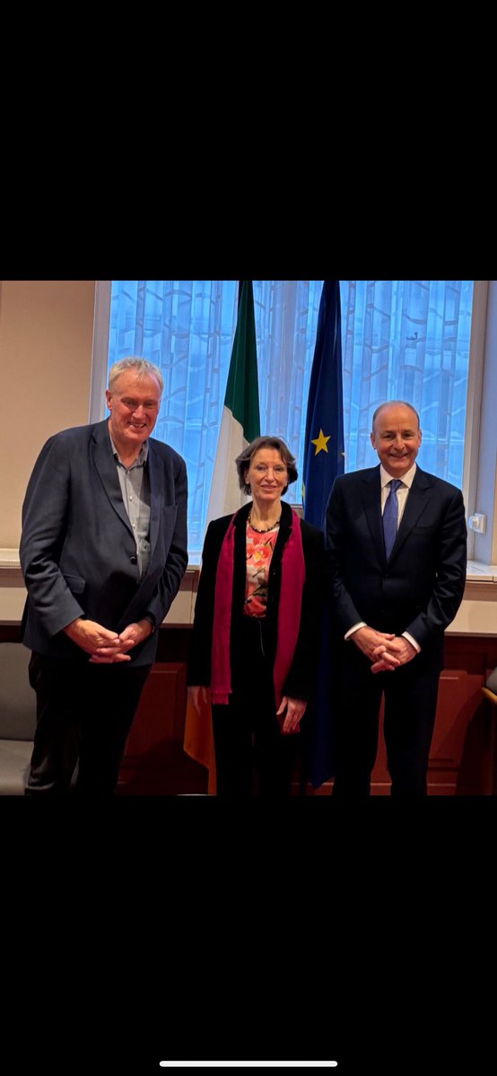 laoneill111's tweet image. Very productive visit from ERC President Maria Leptin - on the same page as our Taoiseach and Minister for Science when it comes to the need for increased funding for science in Ireland and Europe and ERC independence.