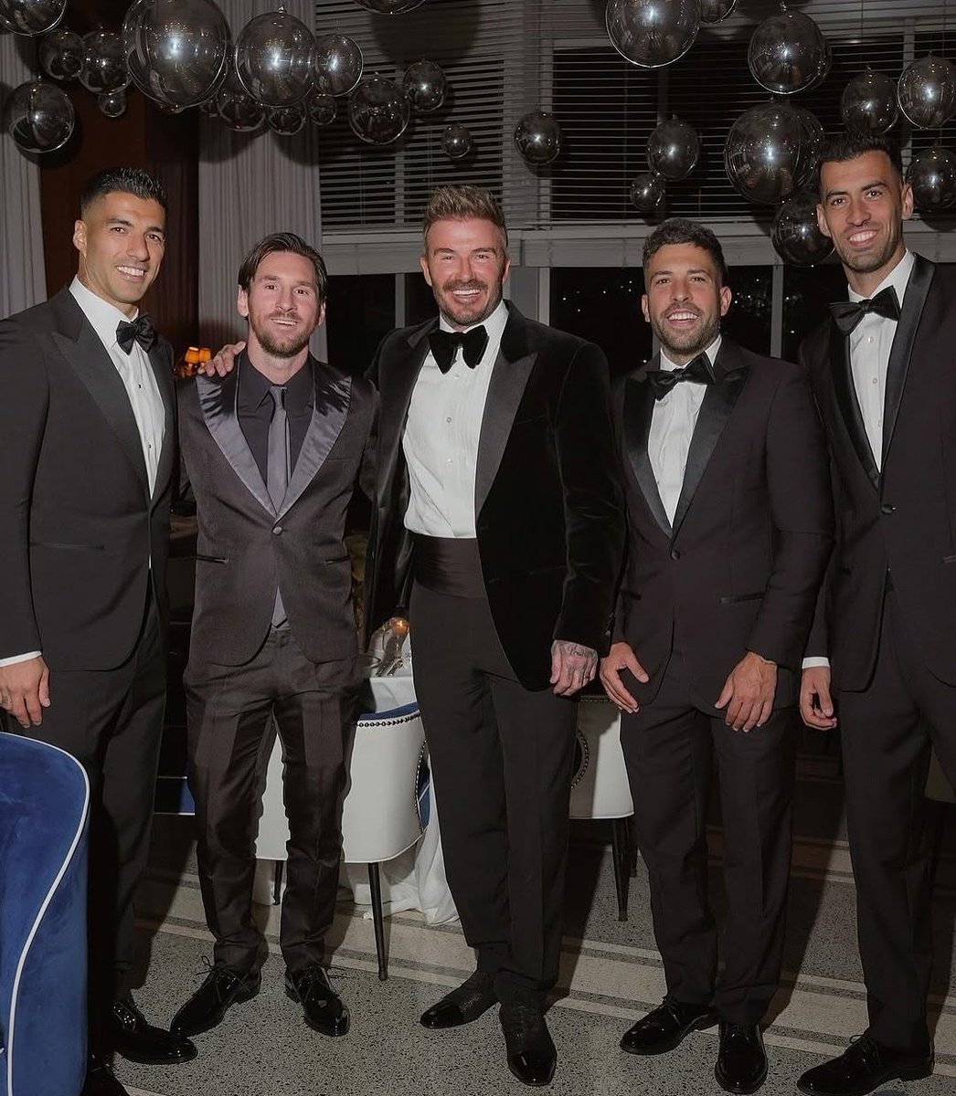 Messi t'es mon gars mais tu fou quoi avec 2 Nintendo Switch dans les poches