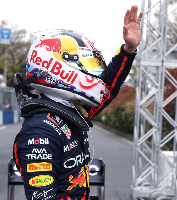 Yuki waves to the crowd in his ORBR suit and helmet.
